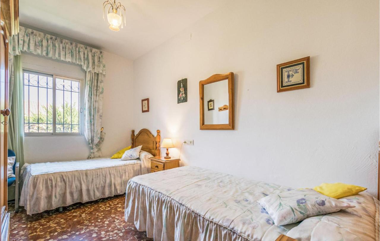 3 Bedroom Beautiful Home In Fuente Tojar Esterno foto